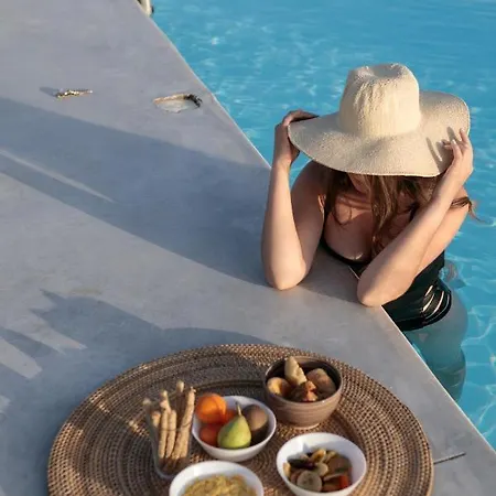 Irida Vacation